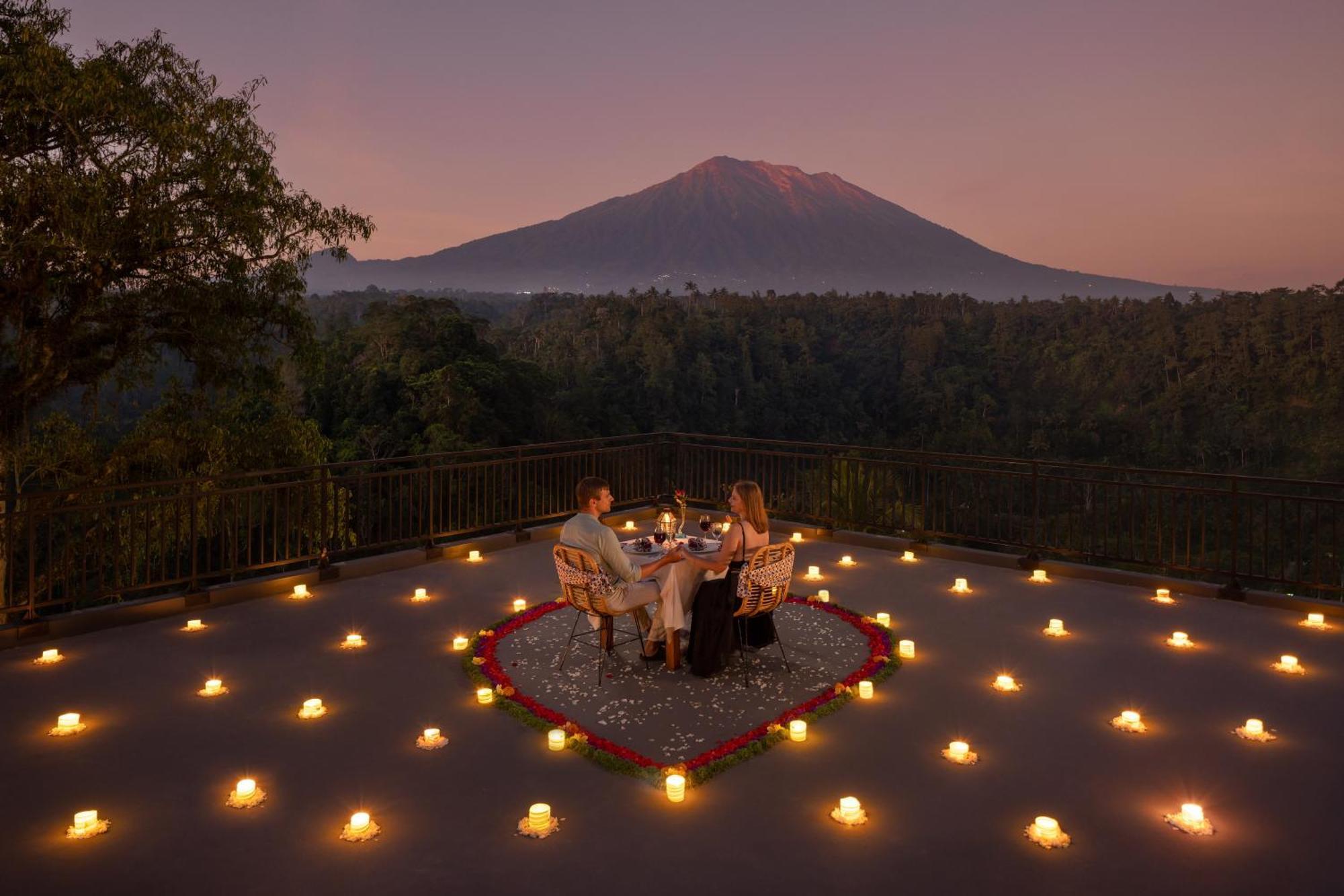 Tapa Agung View Hotell Menanga Eksteriør bilde